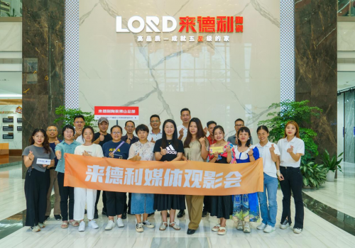 《第八個(gè)嫌疑人》火了！看來德利如何成功借勢(shì)出圈？