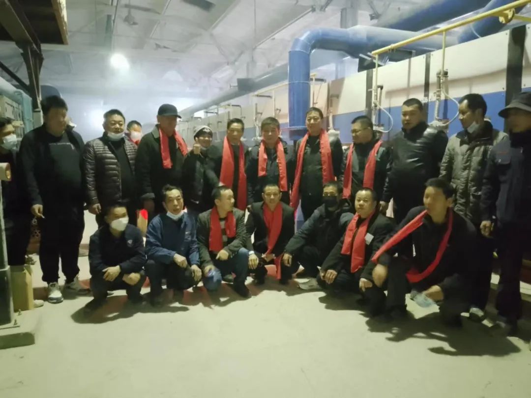 1670229041176471.jpg 哈薩克斯坦鉆石陶瓷2號窯點火成功.jpg