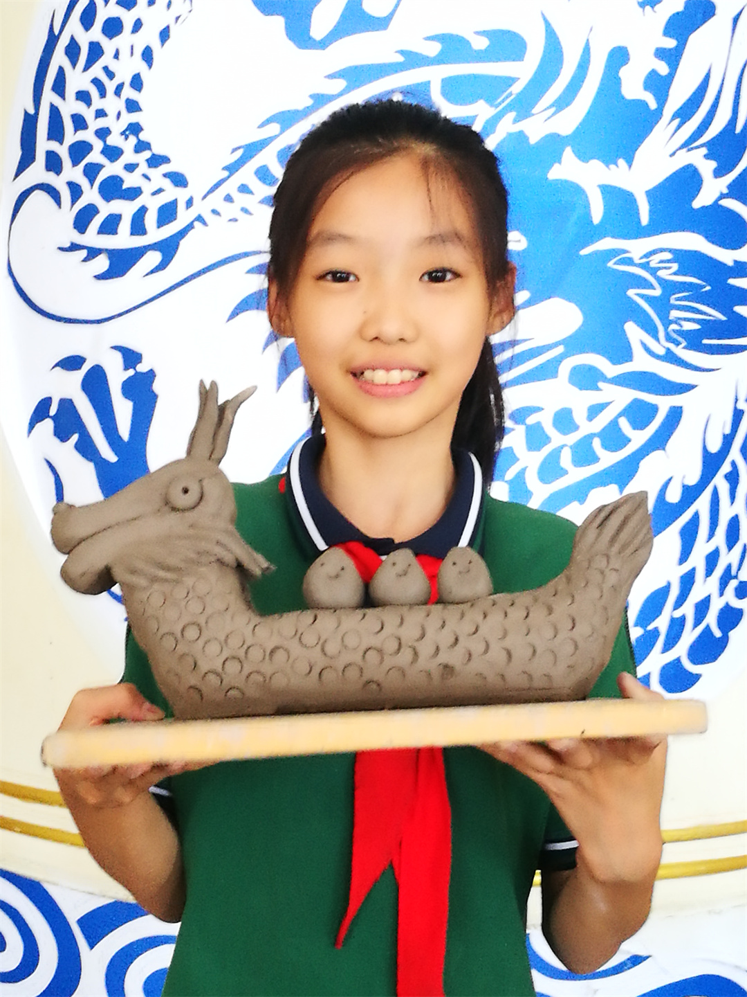 1687343032525491.jpg 樂享端午,文化傳承——盛世長安小學陶藝社團“藝”見“棕”情.jpg