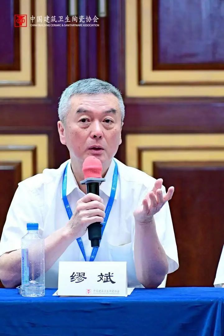 1692090984948673.jpg 1692090984948673.jpg