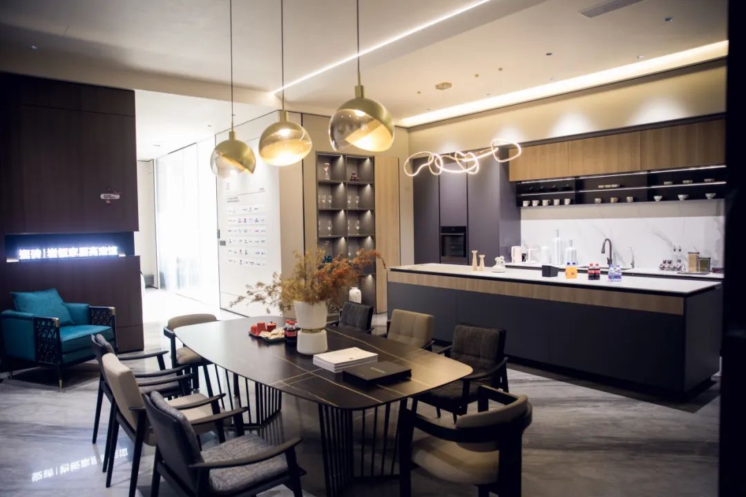 1700552310940787.jpg 8.jpg