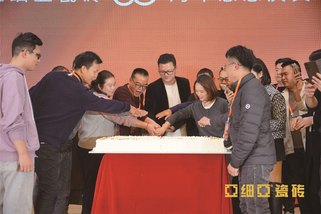 1702954259420812.jpg 14.jpg