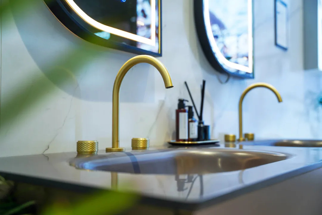 1711674766315932.jpg 德國COSO衛浴驚艷亮相上海國際酒店展4.jpg