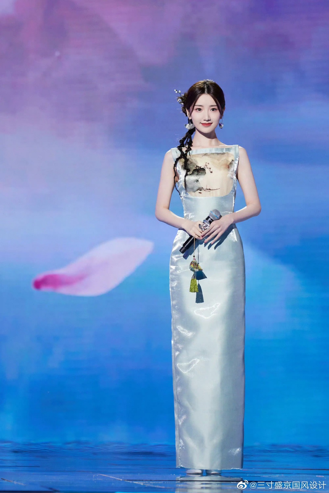 1713231816375588.jpg 5 7毛曉彤.jpg