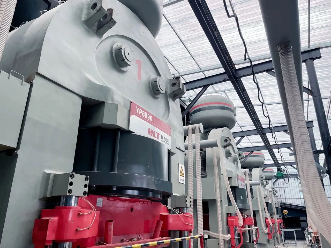 1715823716129885.jpg 4.jpg