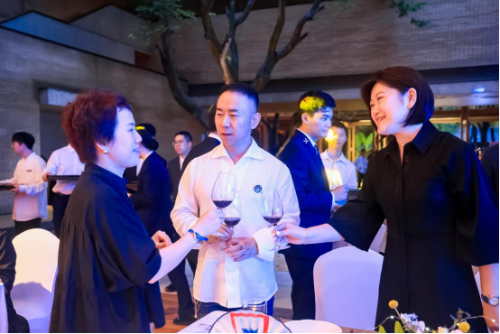 1719802502551080.jpg 1719802499387.jpg