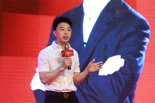 1725520385773357.jpg 章云黨.jpg