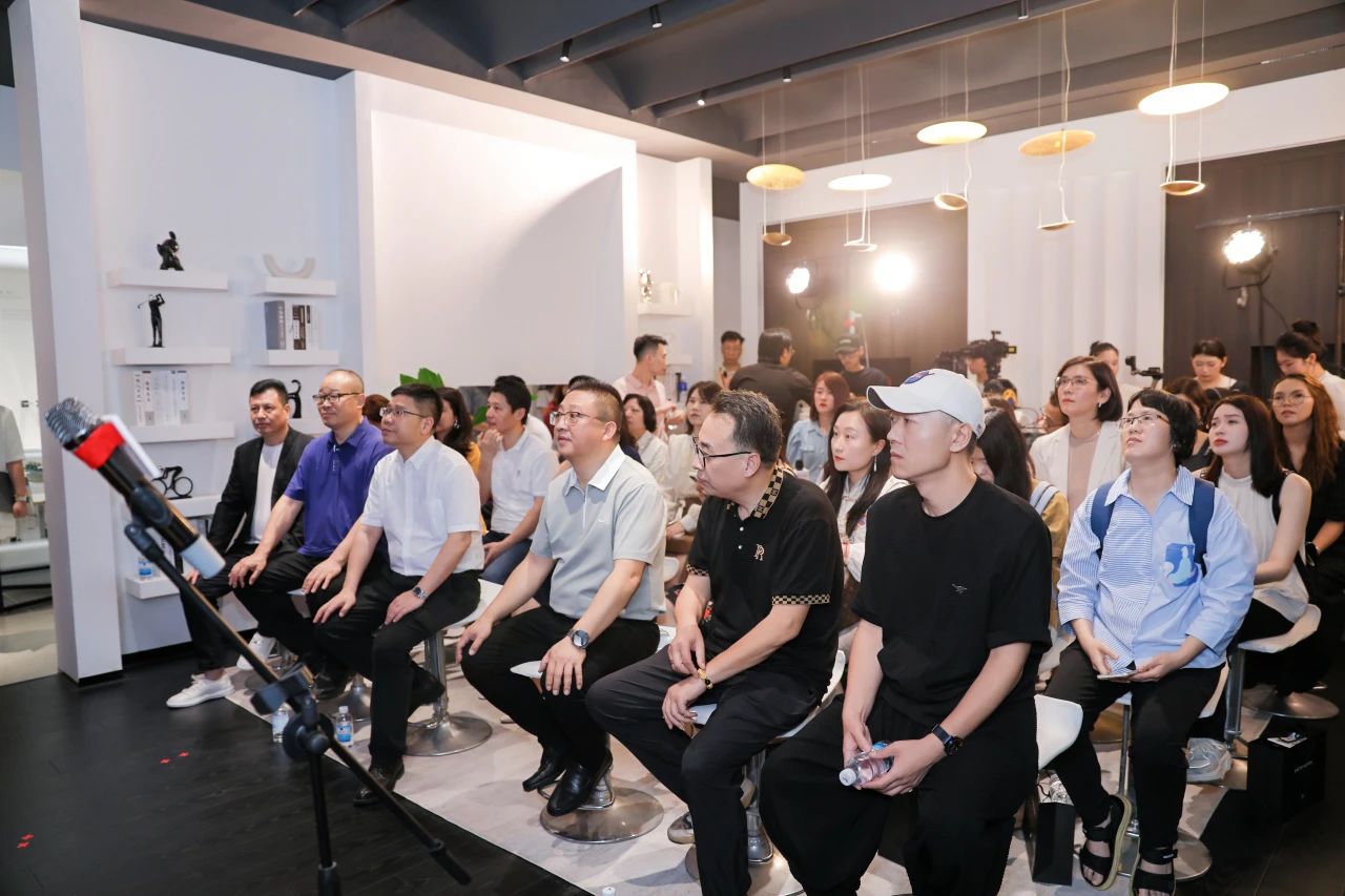 1747710671473697.jpg 3.jpg