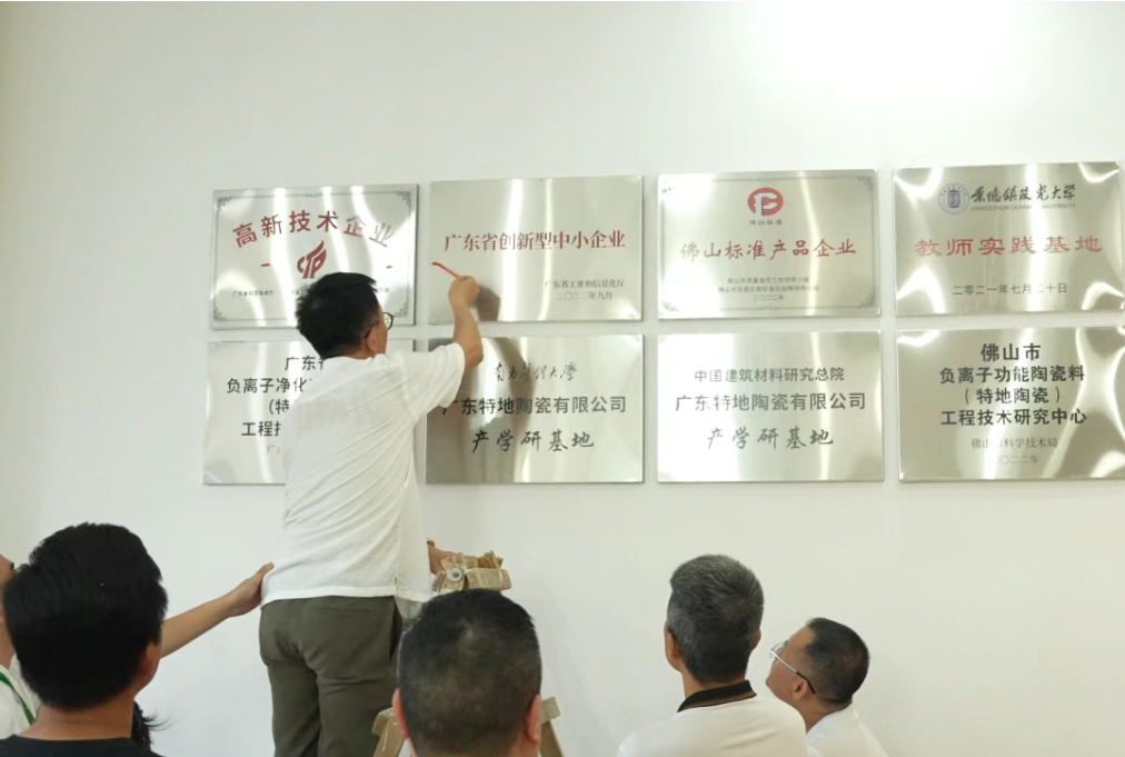 1752032788138110.png 1752032773103.png